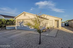 7393 S Bolingbroke Ave, Tucson, AZ 85746 - Photo 1