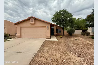 144 E Mesquite Crest Place, Oro Valley, AZ 85755 - Photo 1