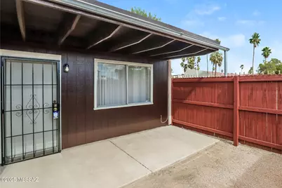 2625 N Alvernon Way #D3, Tucson, AZ 85716 - Photo 1