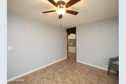 2207 S Hemlock Stravenue, Tucson, AZ 85713 - Photo 1