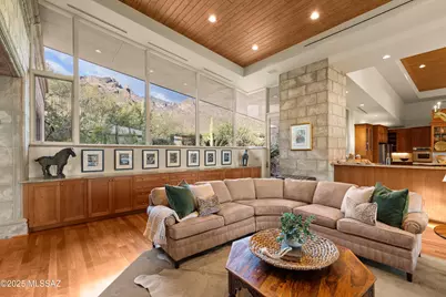 7301 N Secret Canyon Drive, Tucson, AZ 85718 - Photo 1