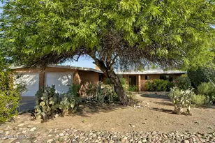 4433 E Blacklidge Dr, Tucson, AZ 85712 - Photo 1