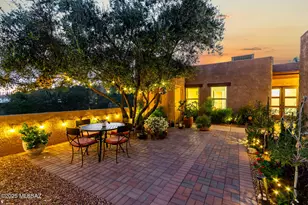 6601 N Foothills Dr, Tucson, AZ 85718 - Photo 1