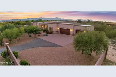 10355 N La Cholla Boulevard, Oro Valley, AZ 85742 - Photo 1
