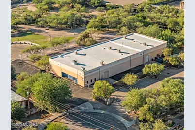 1401 N Bailey Lane, Tucson, AZ 85705 - Photo 1