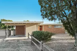 7306 E Pierce St, Tucson, AZ 85710 - Photo 1