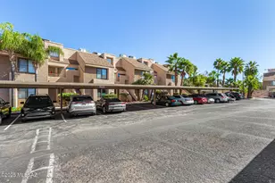 5675 N Camino Esplendora, Tucson, AZ 85718 - Photo 1