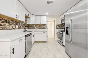 6921 S Vereda De Las Casitas, Tucson, AZ 85746 - Photo 1