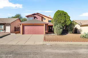 384 S Pemberton Ave, Tucson, AZ 85748 - Photo 1