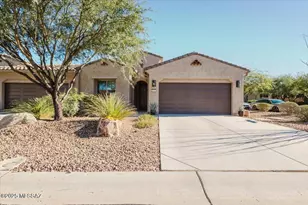1110 N Broken Hills Dr, Green Valley, AZ 85614 - Photo 1