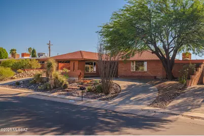 700 S Santa Ana Drive, Tucson, AZ 85710 - Photo 1