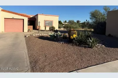 315 E Paseo Azul, Green Valley, AZ 85614 - Photo 1