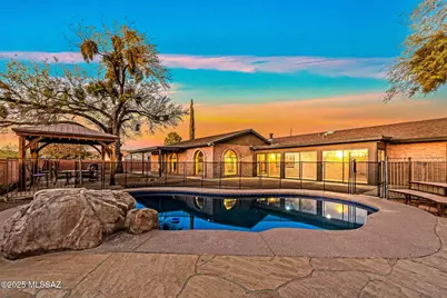8240 S Wentworth Rd, Tucson, AZ 85747 - Photo 1