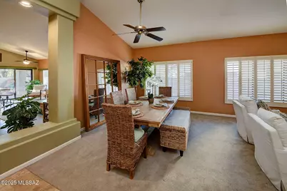 2875 N Hartwick Avenue, Tucson, AZ 85715 - Photo 1