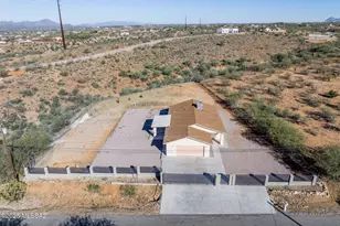 118 Calle Tiburon, Rio Rico, AZ 85648 - Photo 1
