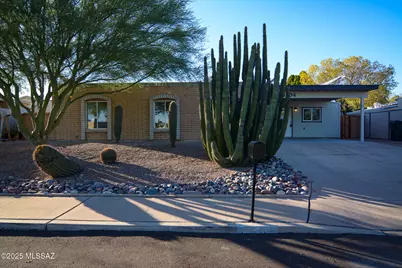 1504 S Logan Drive, Tucson, AZ 85710 - Photo 1