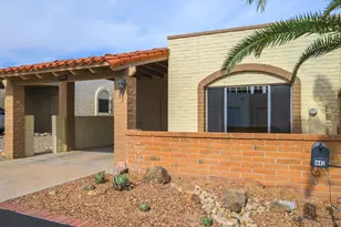 1442 W Calle Mendoza, Green Valley, AZ 85622 - Photo 1