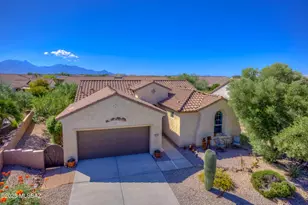 2210 E Eager Dr, Green Valley, AZ 85614 - Photo 1