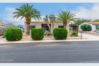 212 E La Espina, Green Valley, AZ 85614 - Photo 1
