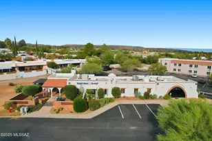 86 W Esperanza Blvd, Green Valley, AZ 85614 - Photo 1