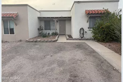 2650 S Oakenshield Way, Tucson, AZ 85730 - Photo 1