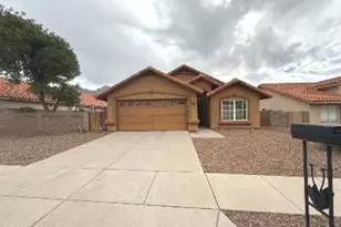 360 E Streams Edge Pl, Tucson, AZ 85737 - Photo 1