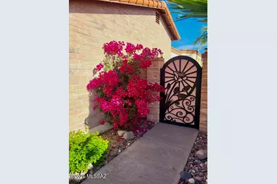 1604 W Vuelta Salvatierra, Green Valley, AZ 85622 - Photo 1