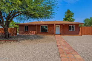 831 E Hedrick, Tucson, AZ 85719 - Photo 1