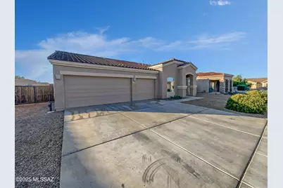 7939 W Imperial Eagle Court, Tucson, AZ 85757 - Photo 1