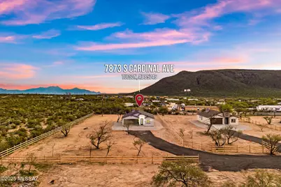 7873 S Cardinal Avenue, Tucson, AZ 85746 - Photo 1
