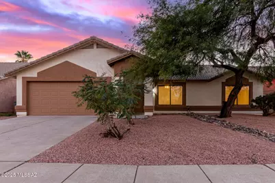 8070 S New Abbey Drive, Tucson, AZ 85747 - Photo 1