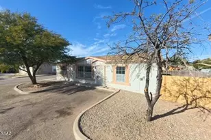 633 W Simmons Rd, Tucson, AZ 85705 - Photo 1