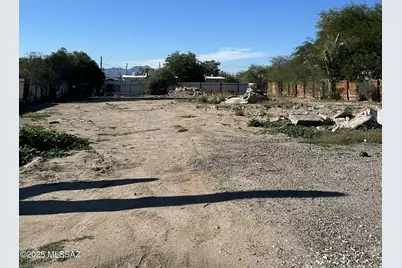 3309 N Tyndall Avenue, Tucson, AZ 85719 - Photo 1