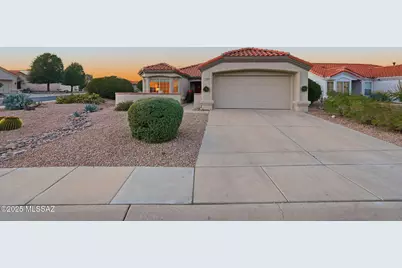 13941 N Trade Winds Way, Oro Valley, AZ 85755 - Photo 1