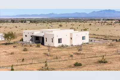 564 W Knox Street, Pearce, AZ 85625 - Photo 1