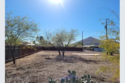 47 & 49 N Melwood Avenue #1,2, Tucson, AZ 85745 - Photo 1