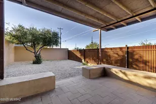 941 E Edison St, Tucson, AZ 85719 - Photo 1