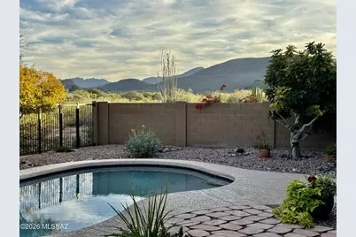 8552 N Moonfire Drive, Tucson, AZ 85743 - Photo 1
