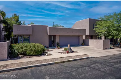 2162 E Barrett Lane, Tucson, AZ 85719 - Photo 1