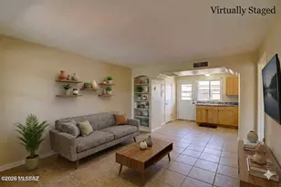 135 S Paseo Quinta, Green Valley, AZ 85614 - Photo 1
