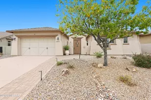 13675 N Napoli Way, Oro Valley, AZ 85755 - Photo 1