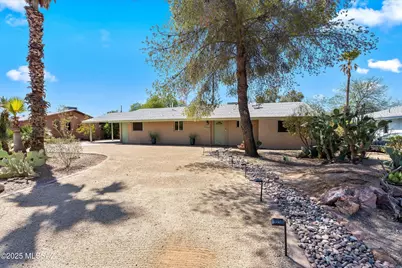 4334 E 14th Street, Tucson, AZ 85711 - Photo 1