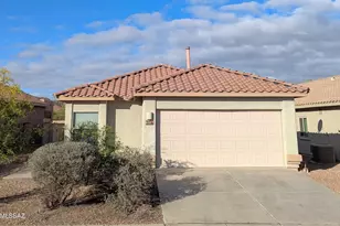 8327 N Rocky View Ln, Tucson, AZ 85743 - Photo 1