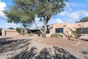 3901 N Longfellow Ave, Tucson, AZ 85718 - Photo 1