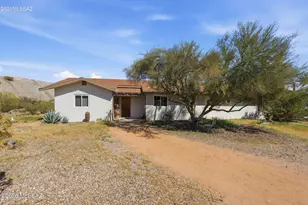 10880 W Massingale Rd, Tucson, AZ 85743 - Photo 1