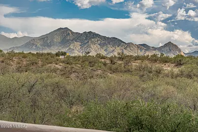 682 E Armor Springs Place, Green Valley, AZ 85614 - Photo 1