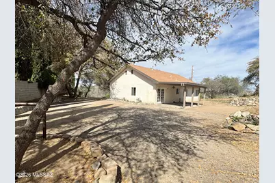 660 W Linda Vista Road, Oracle, AZ 85623 - Photo 1
