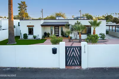 2110 E Grant Road, Tucson, AZ 85719 - Photo 1