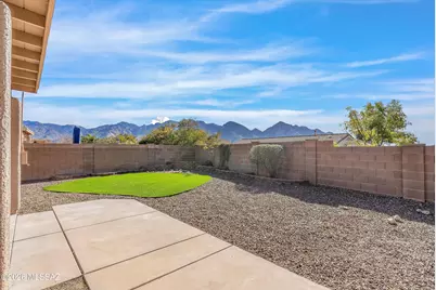 309 W Sugar Loaf Road, Tucson, AZ 85737 - Photo 1