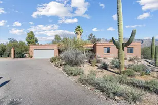 5801 N Piedra Seca, Tucson, AZ 85718 - Photo 1